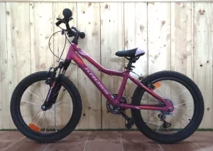 Detský bicykel Bazár Kross Lea Mini 2.0 matný ružovo-oranžový 20”